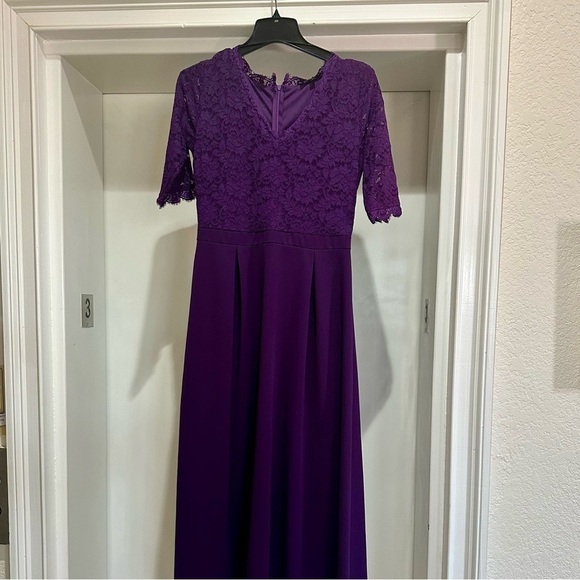Purple Lace Formal Maxi Dress – Rephyllis Size Large NWT - Picture 2 of 11